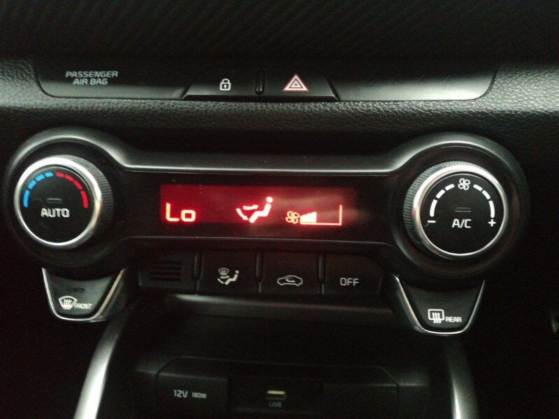 Used Kia Stonic 2023 for sale - 76629323: Photo 12