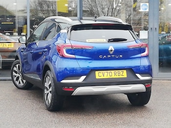 Used Renault Captur 2020 for sale - 77008636: Photo