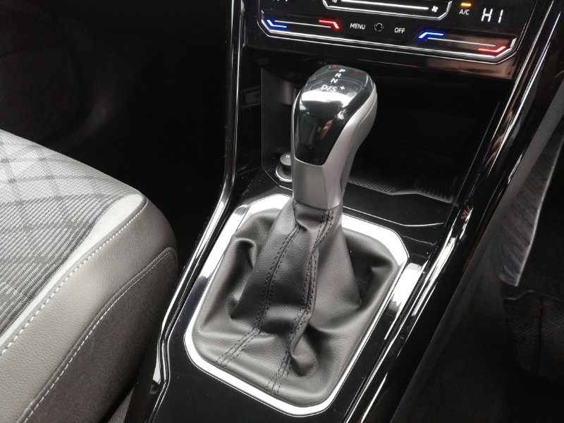 Used Volkswagen T-Roc 2025 for sale - 77209299: Photo 17