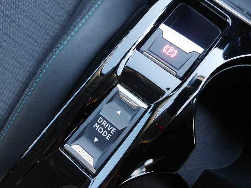 Used Peugeot 208 2020 for sale - 76393199: Photo 16