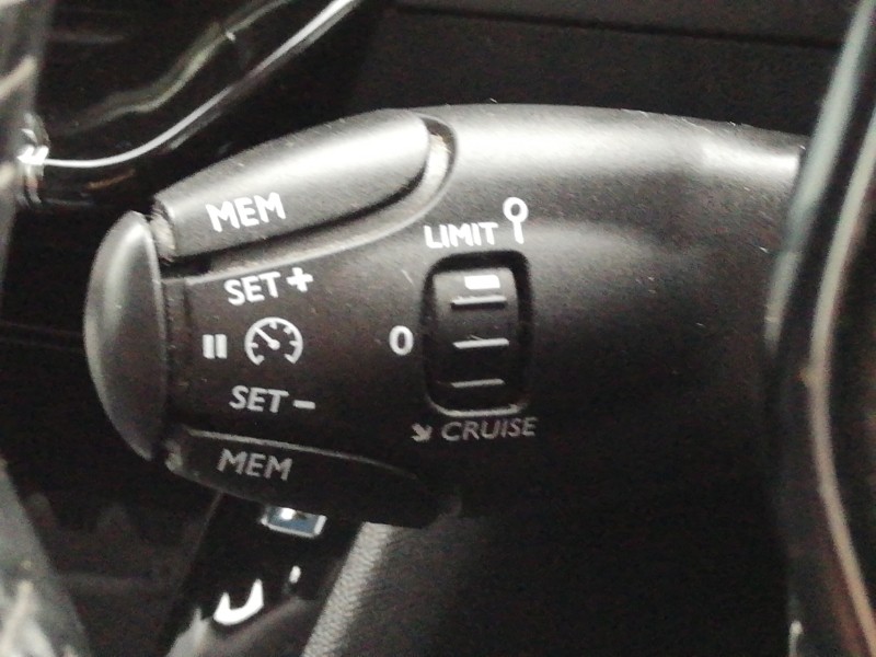 Used Peugeot 2008 2020 for sale - 77509257: Photo 17