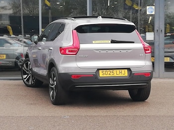 Used Volvo XC40 2025 for sale - 78283859: Photo