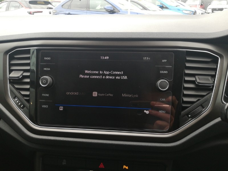 Used Volkswagen T-Roc 2019 for sale - 76696086: Photo 16