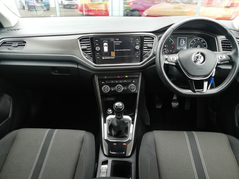 Used Volkswagen T-Roc 2019 for sale - 76696086: Photo 2