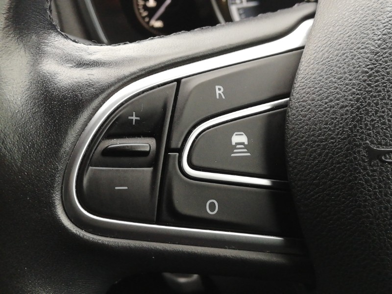 Used Renault Megane 2018 for sale - 77777089: Photo 13