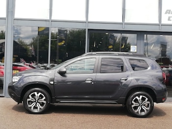 Used Dacia Duster 2024 for sale - 79070526: Photo