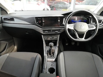 Used Volkswagen Polo 2024 for sale - 79273982: Photo