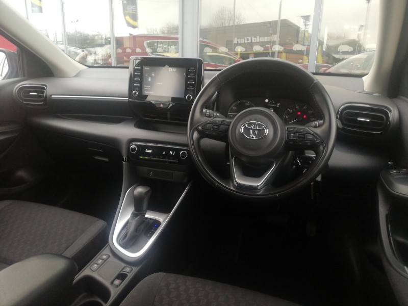 Used Toyota Yaris 2023 for sale - 77717123: Photo 2