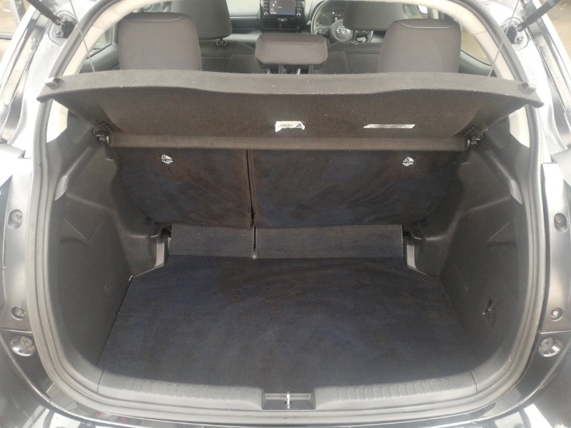 Used Toyota Yaris 2023 for sale - 77717123: Photo 8