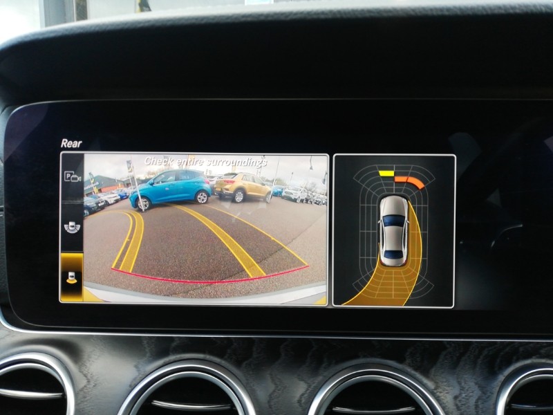 Used Mercedes-Benz E Class 2021 for sale - 76683418: Photo 10