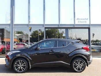 Used Toyota C-HR 2018 for sale - 79517525: Photo