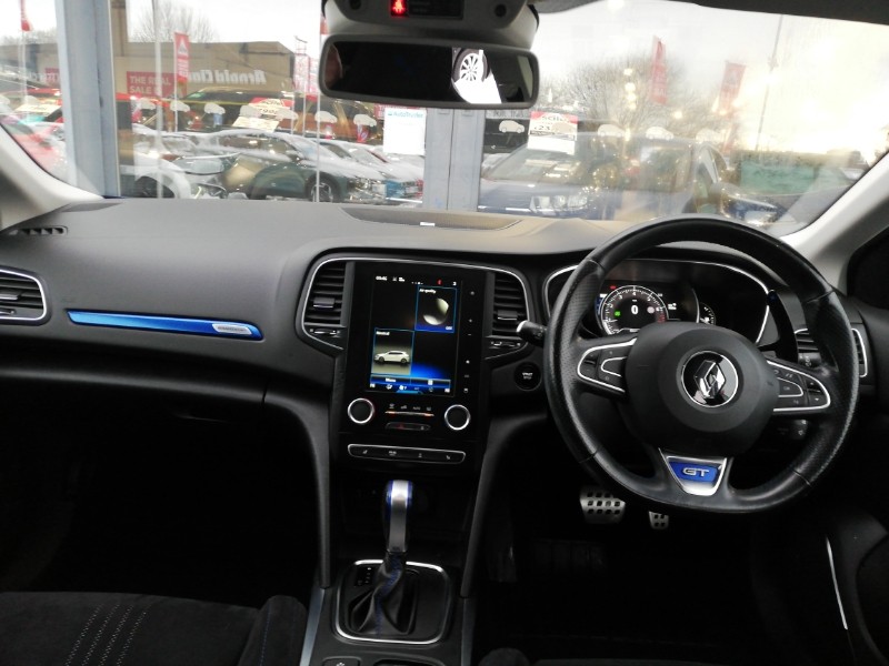 Used Renault Megane 2017 for sale - 77130066: Photo 2