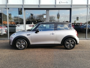 Used MINI Hatch 2023 for sale - 77832774: Photo