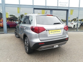 Used Suzuki Vitara 2022 for sale - 75900402: Photo