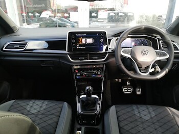 Used Volkswagen T-Roc 2025 for sale - 77290008: Photo