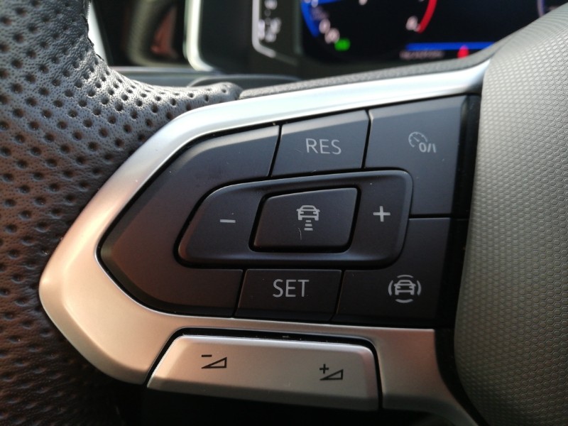 Used Volkswagen T-Roc 2025 for sale - 77126720: Photo 14