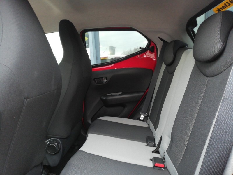 Used Toyota AYGO 2018 for sale - 78046373: Photo 6