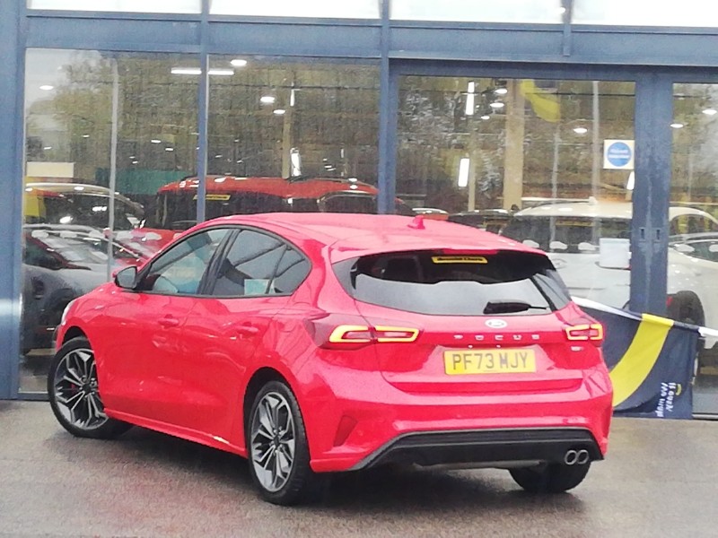 Used Ford Focus 2023 for sale - 76339157: Photo 3