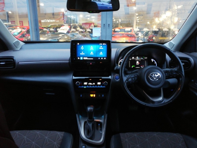 Used Toyota Yaris Cross 2023 for sale - 77284609: Photo 2