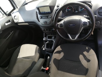 Used Ford Transit Courier 2023 for sale - 79513607: Photo