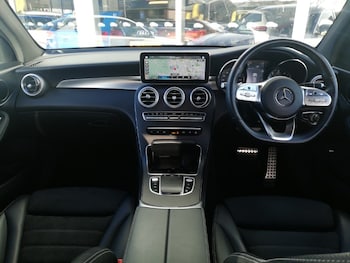 Used Mercedes-Benz GLC 2020 for sale - 77160316: Photo