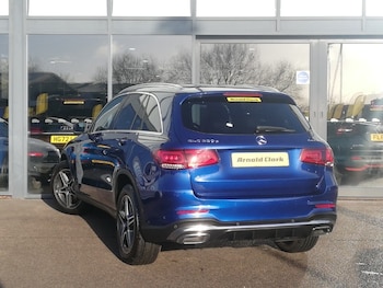 Used Mercedes-Benz GLC 2020 for sale - 77160316: Photo