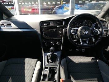 Used Volkswagen Golf 2018 for sale - 79153370: Photo
