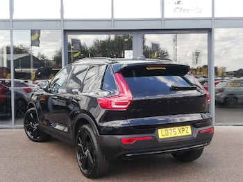 Used Volvo XC40 2025 for sale - 79382795: Photo