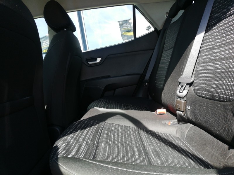 Used Kia Stonic 2021 for sale - 78156192: Photo 6