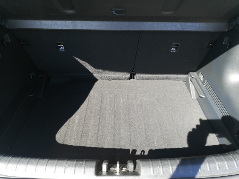 Used Kia Stonic 2021 for sale - 78156192: Photo 8