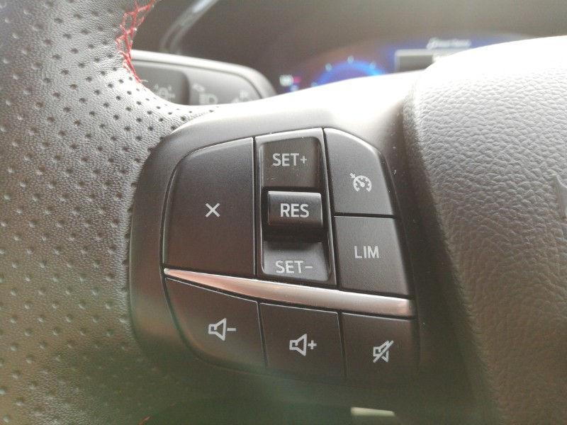 Used Ford Kuga 2022 for sale - 76983378: Photo 16