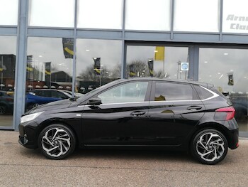 Used Hyundai i20 2023 for sale - 77606204: Photo