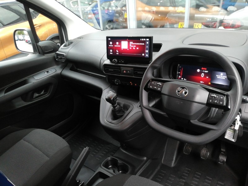 Used Vauxhall Combo 2024 for sale - 76556451: Photo 2