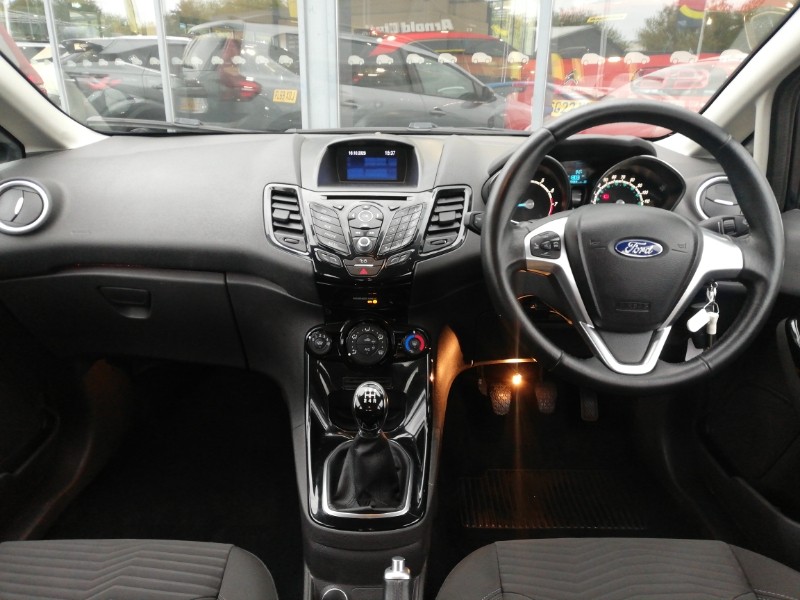 Used Ford Fiesta 2016 for sale - 76614261: Photo 2