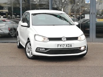 Used Volkswagen Polo 2017 for sale - 77933536: Photo