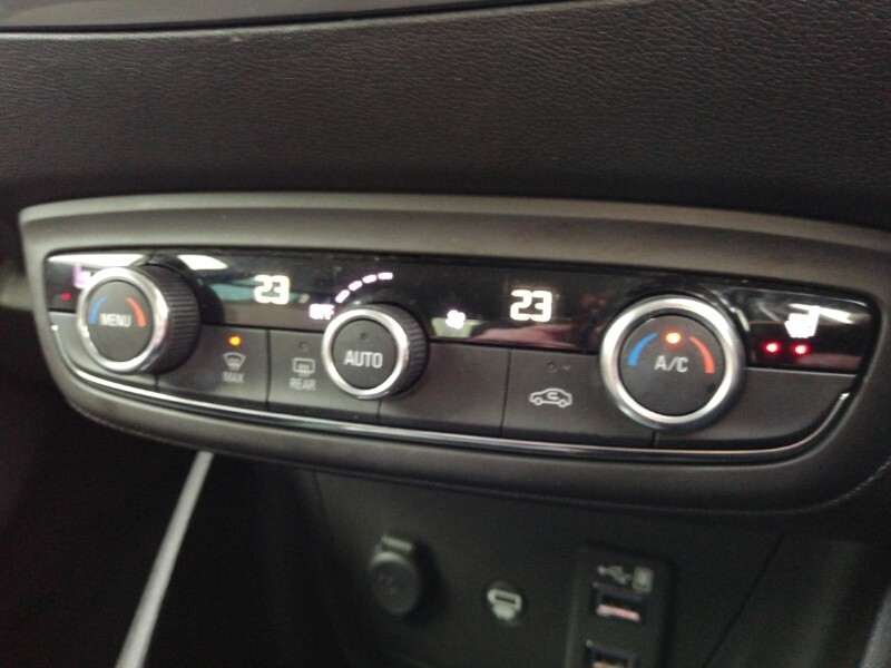 Used Vauxhall Crossland 2021 for sale - 77652255: Photo 17