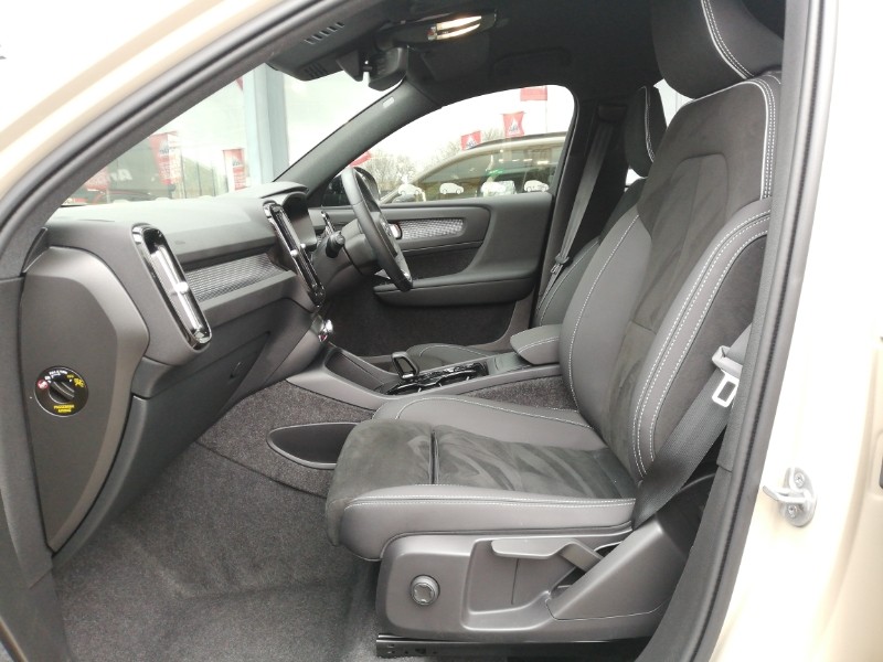 Used Volvo XC40 2024 for sale - 77503377: Photo 5