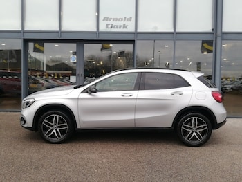 Used Mercedes-Benz GLA 2018 for sale - 77736696: Photo