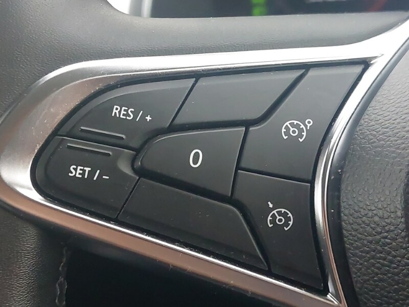 Used Renault Captur 2023 for sale - 77874530: Photo 15