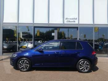 Used Volkswagen Golf 2019 for sale - 75138837: Photo