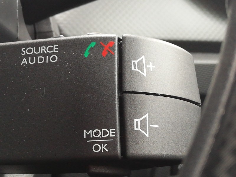 Used Renault Captur 2016 for sale - 77777066: Photo 18