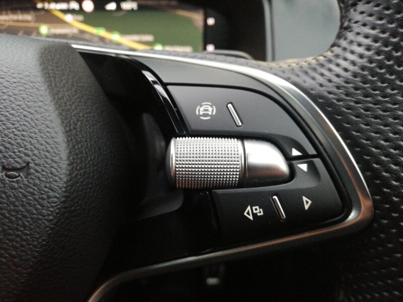 Used Skoda Karoq 2024 for sale - 77652235: Photo 11