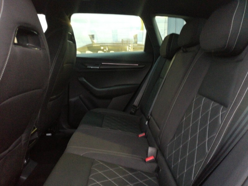 Used Skoda Karoq 2024 for sale - 77652235: Photo 6