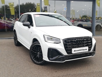 Audi - Q2