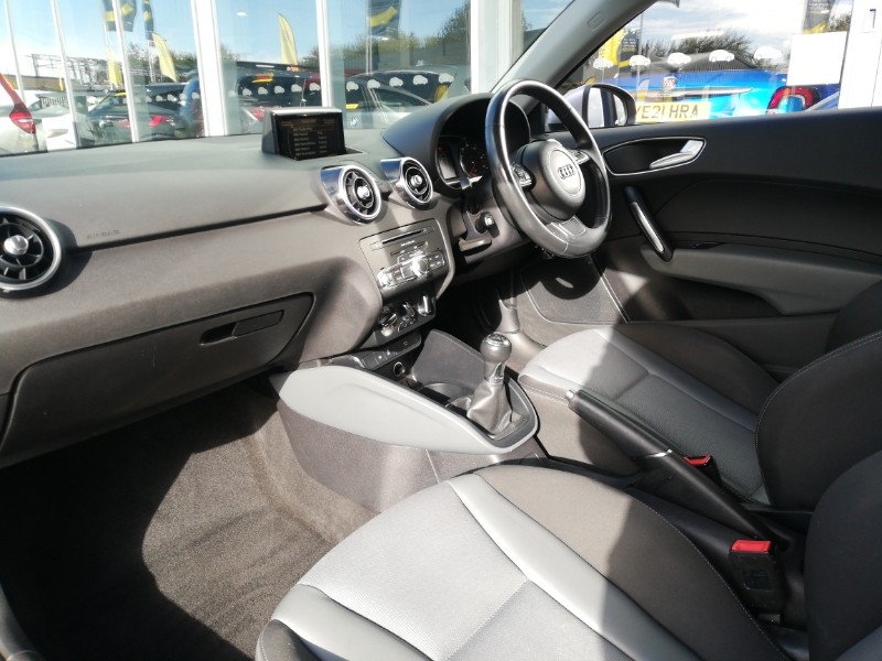 Used Audi A1 2017 for sale - 76369709: Photo 5