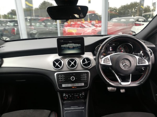 Used Mercedes-Benz GLA 2018 for sale - 76213566: Photo 2