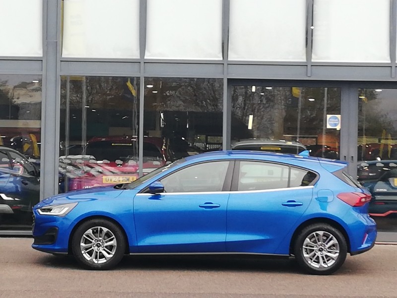 Used Ford Focus 2022 for sale - 76795643: Photo 4