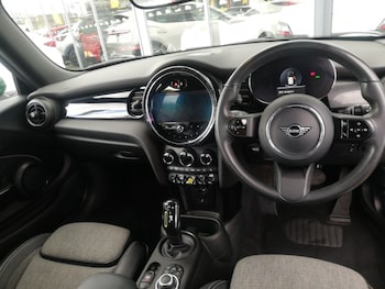 Used MINI Hatch 2023 for sale - 78546984: Photo
