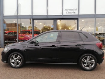 Used Volkswagen Polo 2024 for sale - 76757503: Photo