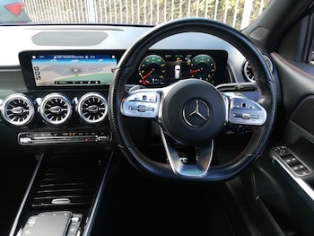 Used Mercedes-Benz GLB 2023 for sale - 79618676: Photo